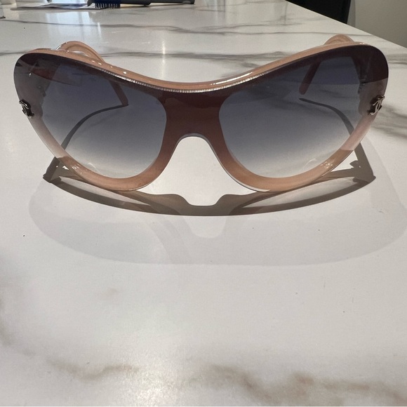 CHANEL Vintage Aviator Sunglasses 5066 - Picture 3 of 6